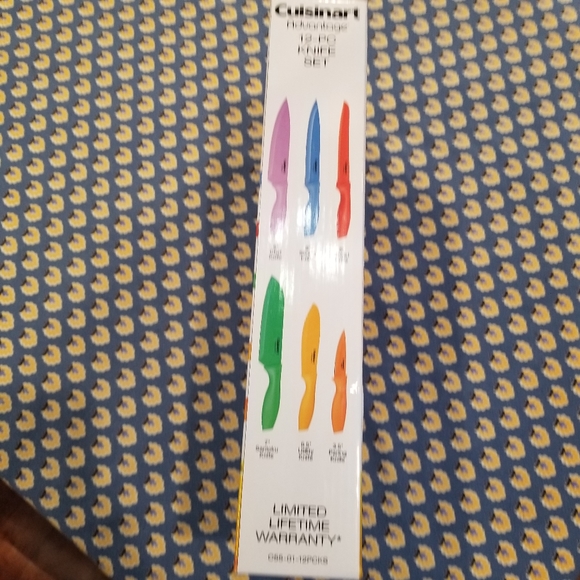 Cuisinart Advantage 12-Piece Color-Coded Professional Stainless Steel Kn… - Picture 3 of 5